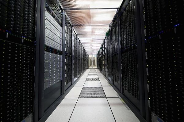 data center outsourcing