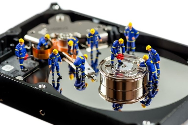 benefits of hosted backup server