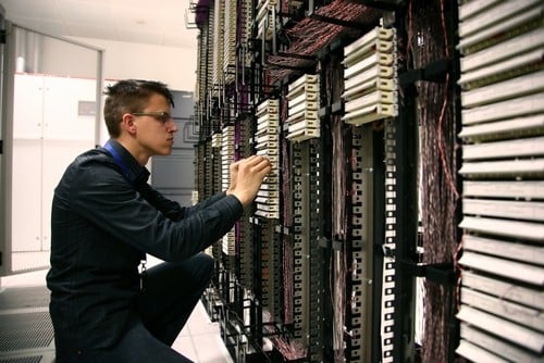 data center technician1