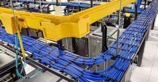 organizing data center cabling