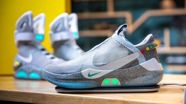 nike air mag nike adapt